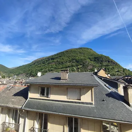 Jasper, T2, Centre Luchon, Wifi, Casier A Skis, Ascenseur, 5 Personnes Bagnères-de-Luchon Buitenkant foto