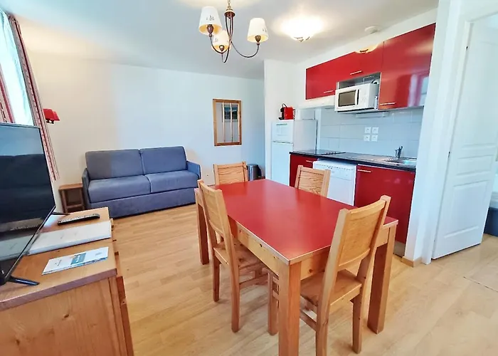 Jasper, T2, Centre Luchon, Wifi, Casier A Skis, Ascenseur, 5 Personnes